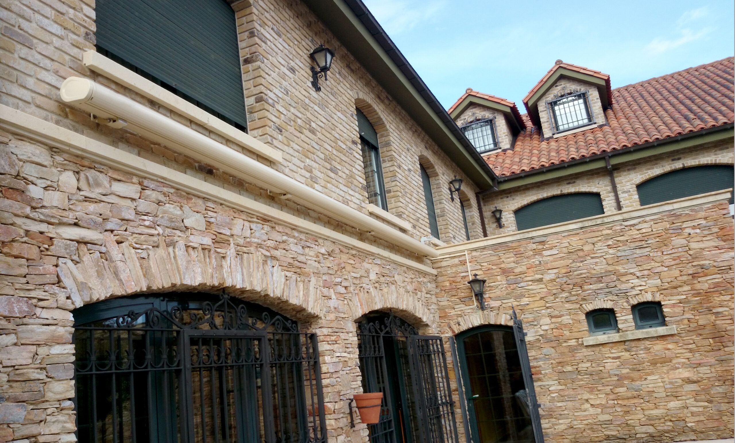 A Lighter Cassette Awning